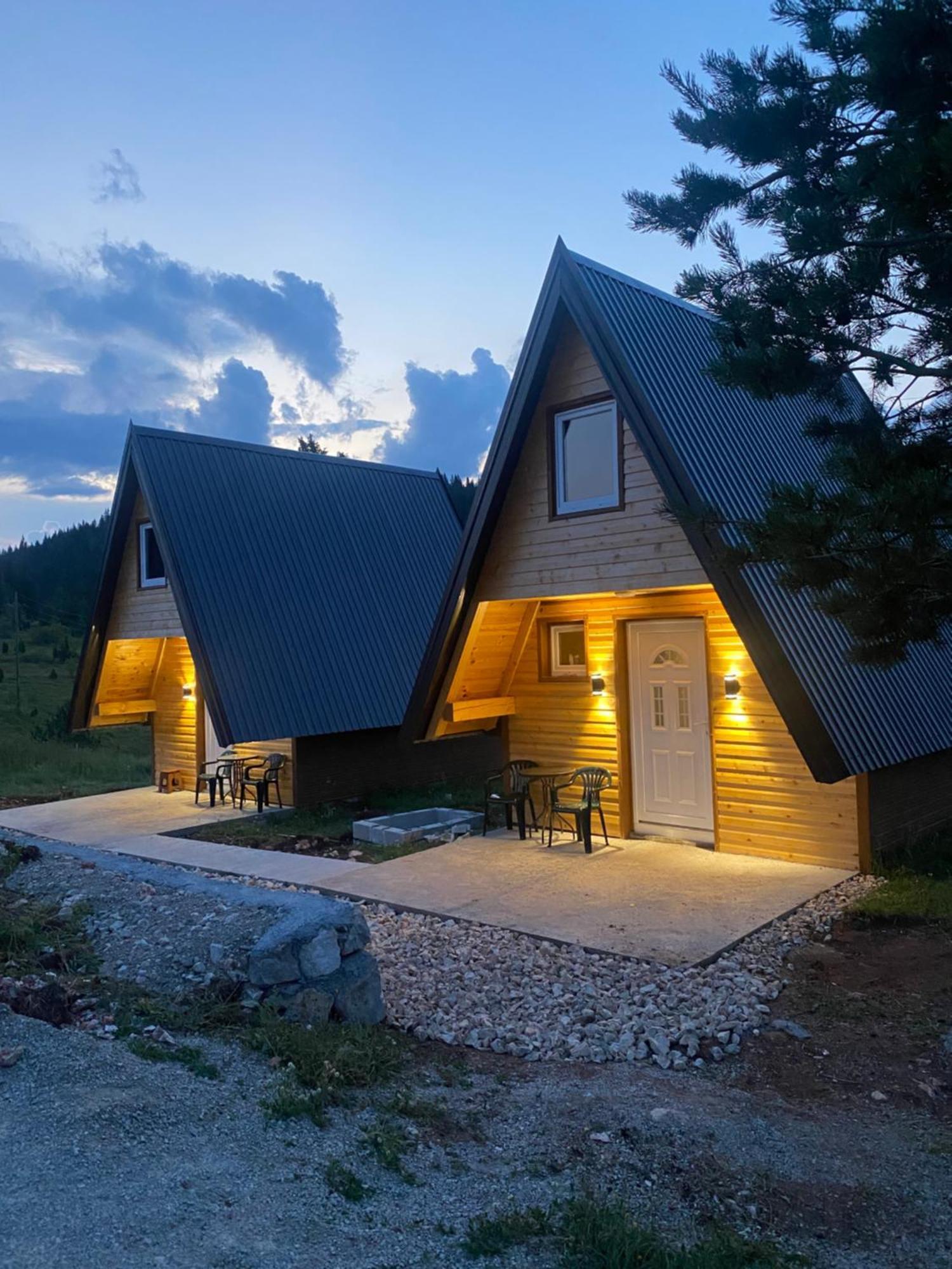 Mountain Paradise Cabins Жабляк Экстерьер фото